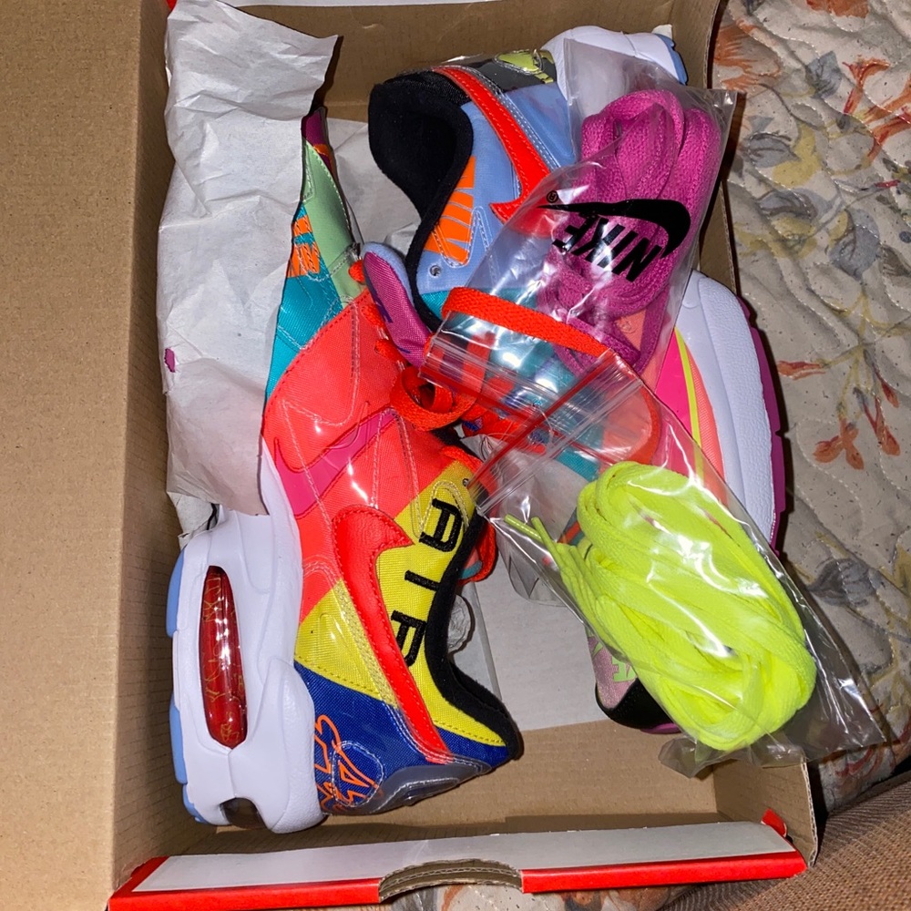 Sold Nike Air Max 2 Atmos  QS women size 9 men 7.5